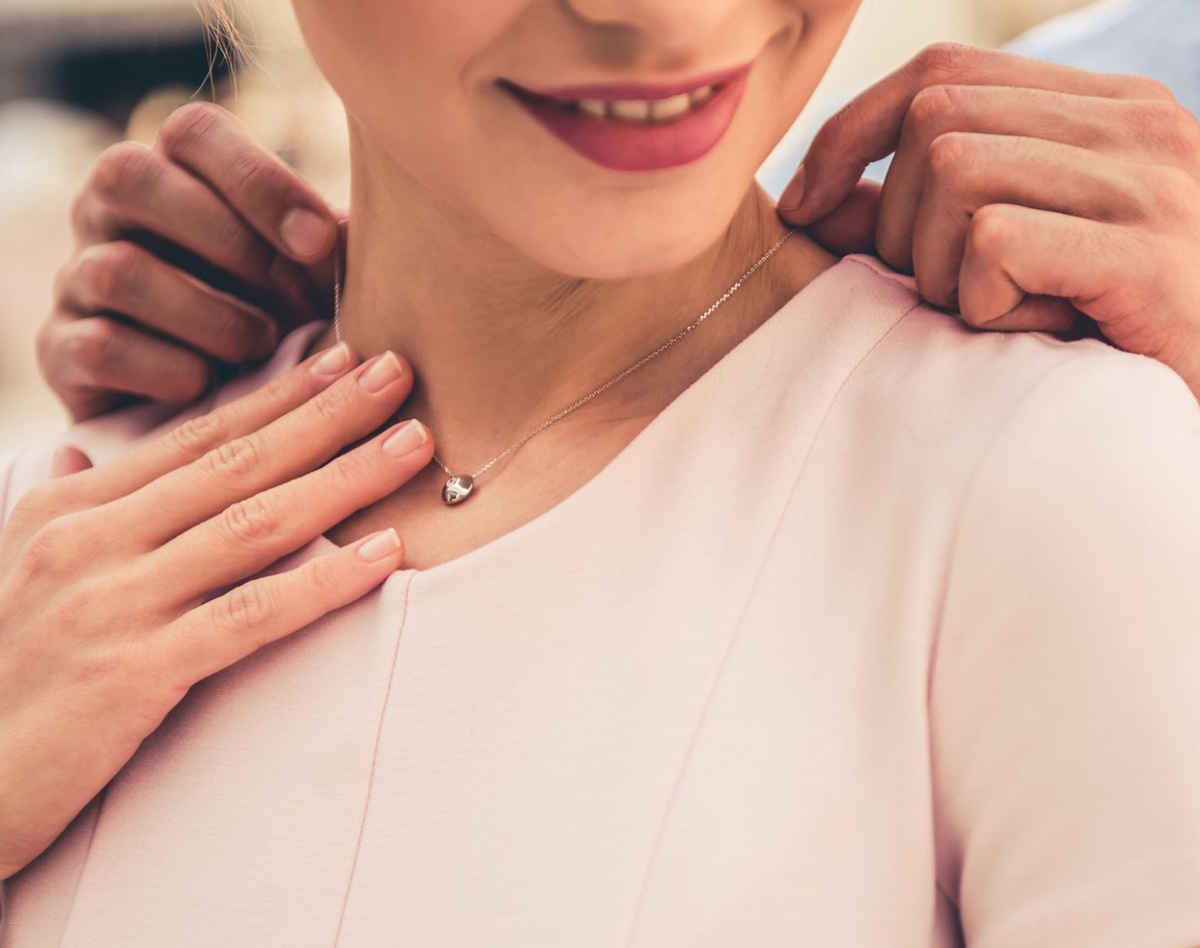 Best Tracker And Smart-Watch Best Tracker And Smart-Watch