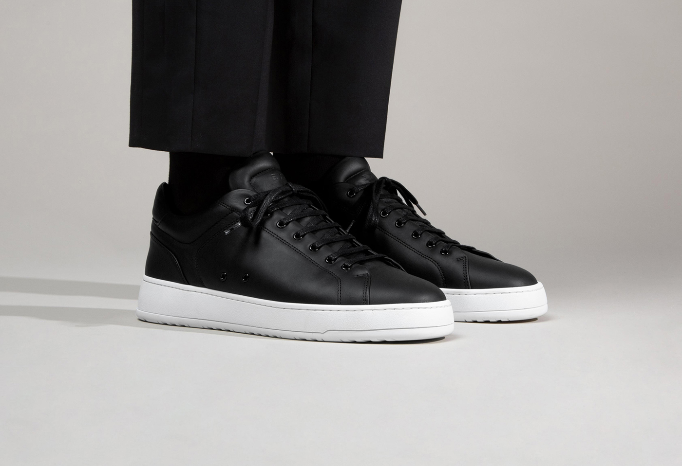 The Ultimate Electronics Shopping Guide: How to Find the Best Deals The Ultimate Electronics Shopping Guide: How to Find the Best Deals