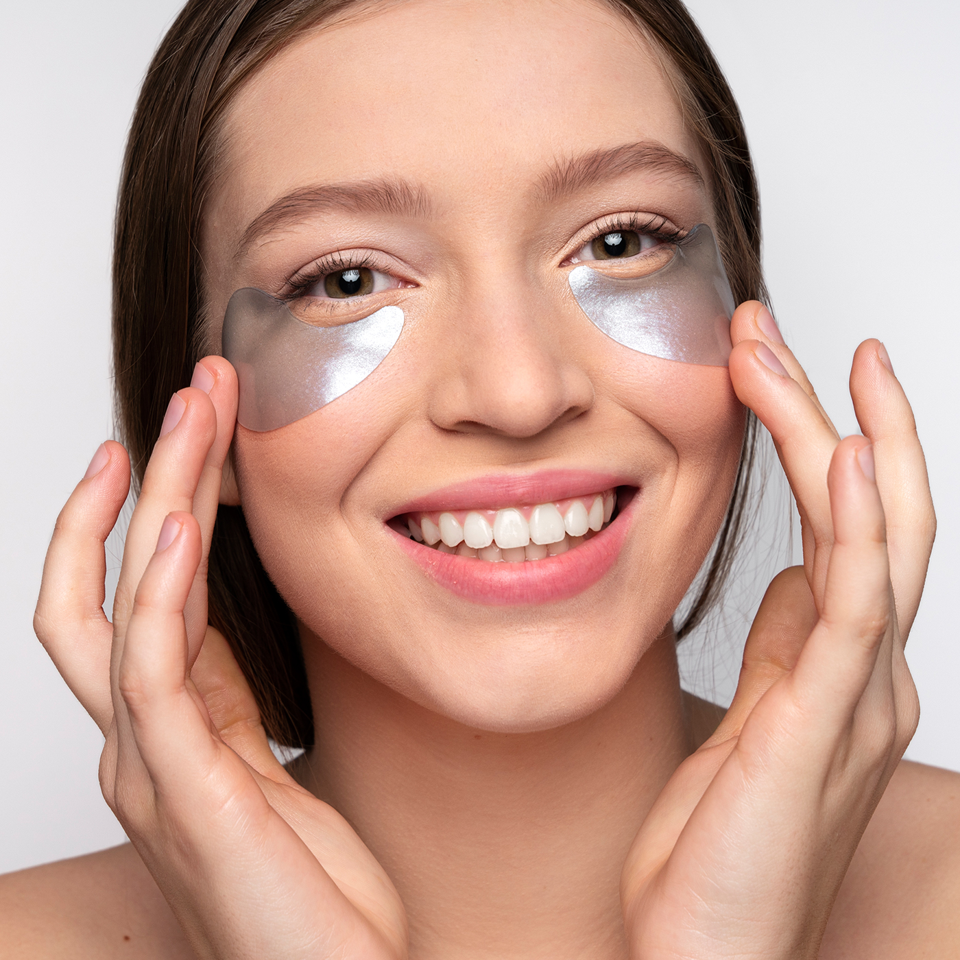 Essential Cosmetic Products You Can’t Live Without for Perfect Skin