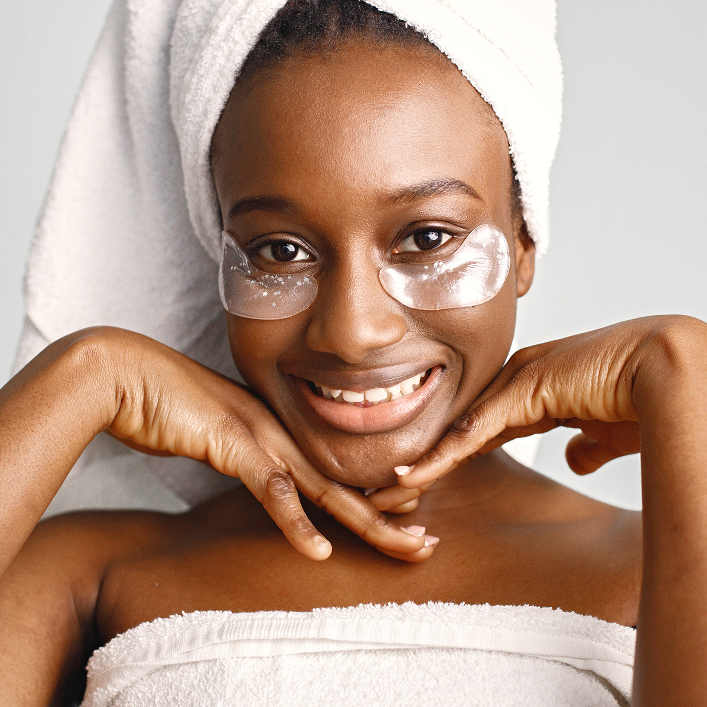 Glow Up: Top Cosmetic Trends You Need to Try This Year