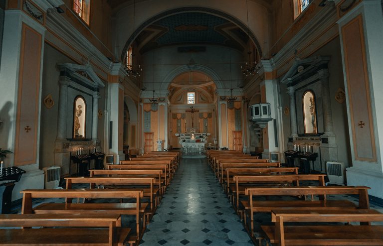 Assurance and God’s Un-Crossed Fingers