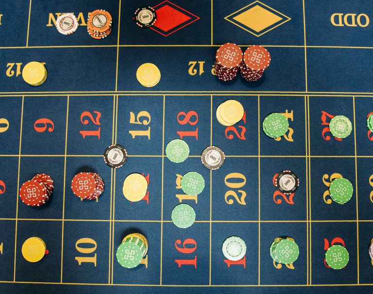 Betting On Horse Racing By Betting Bank