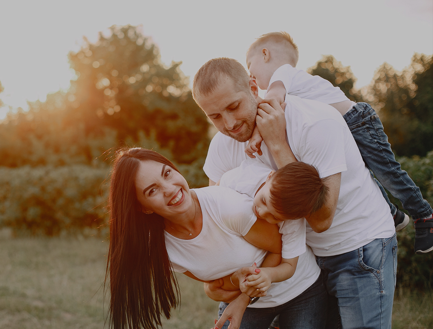 Safe guard your business with tailored insurance solutions Safe guard your business with tailored insurance solutions